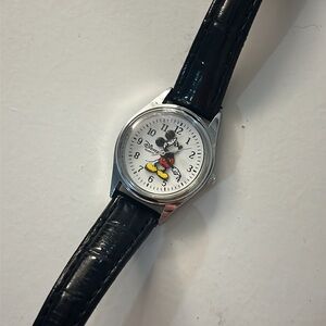 Disney Quartz Mickey Mouse watch